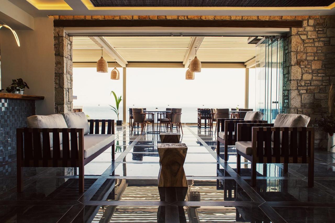 Otel Aliv Stone & 4*